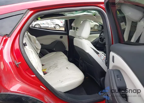 2021 Ford Mustang Mach-E Premium z USA, uszkodzony, nr VIN 3FMTK3SS4MMA61115